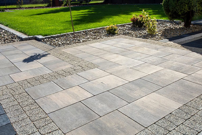 Jak wybrać kostkę brukową do ogrodu