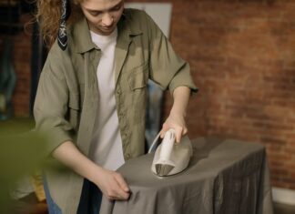 Jak wyczyścić żelazko domowymi sposobami? Wyjaśniamy, co zrobić krok po kroku Jak wyczyścić żelazko