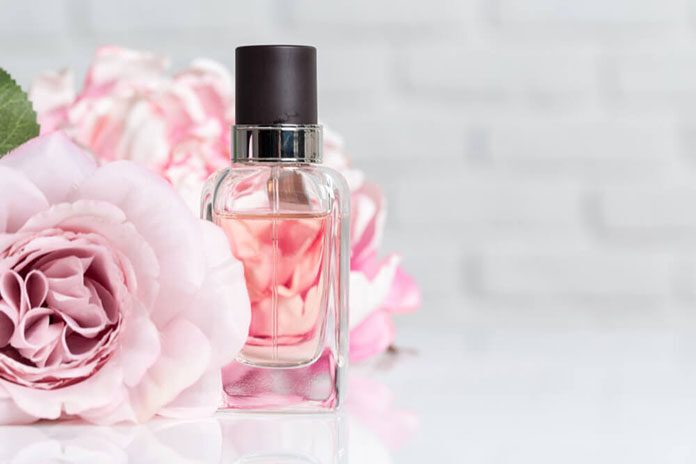 Skąd się bierze fenomen perfum stworzonych przez Versace