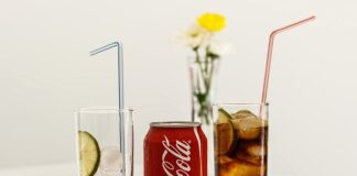Czy soda oczyszczona wybiela firanki?