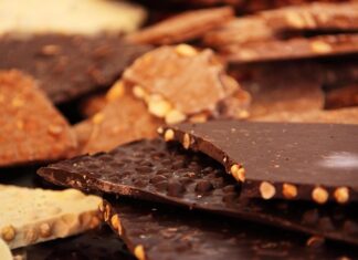 Jak zrobić krem orzechowy do tortu? Jak zrobić krem orzechowy do tortu?