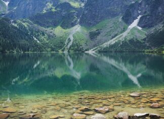 Czy Morskie Oko to jezioro? Czy Morskie Oko to jezioro?