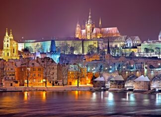 Ile czasu zwiedza się Pałac Kultury i Nauki?