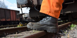 Buty robocze z metalowym noskiem