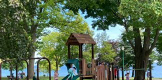 Czy drewniany plac zabaw to dobry wybór