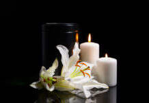 Symbolika kwiatów w świeckim pogrzebie – język gestów i barw Symbolika kwiatów w świeckim pogrzebie