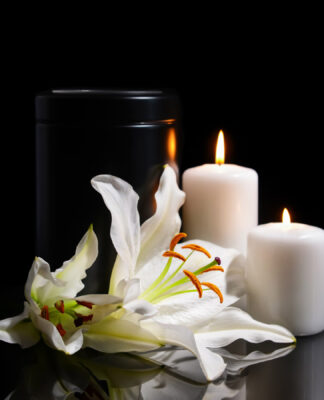 Symbolika kwiatów w świeckim pogrzebie – język gestów i barw Symbolika kwiatów w świeckim pogrzebie