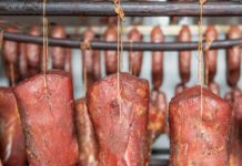 Schab dojrzewający i wędliny dojrzewające – esencja tradycji, czasu i kunsztu, które tworzą smak niezapomniany schab dojrzewający